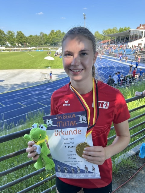 Emilia mit Goldmedaille