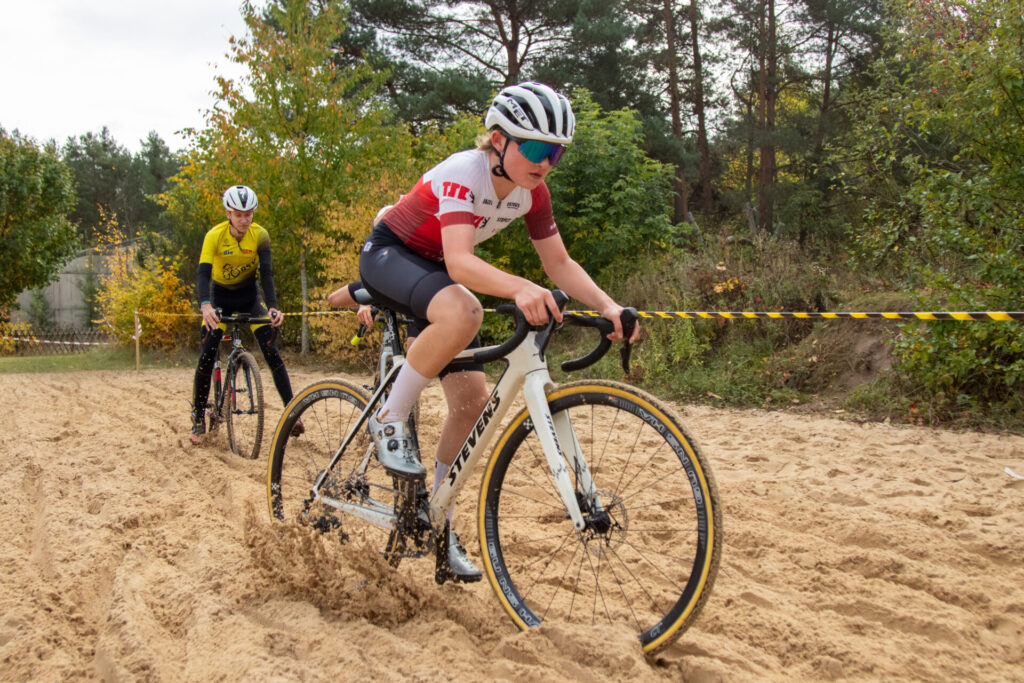 TSC-Crosser im Sand